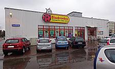 Nowe osiedla z Żabkami, stare z Biedronkami?