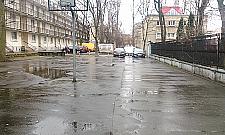 Komu potrzebne są asfaltowe boiska na Nowolipiu?