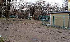 Po co budować nowe parkingi na Wawrzyszewie? "Są niepotrzebne"