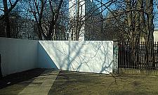 Zamiast oczekiwanego skweru przy Pereca będzie biurowiec