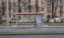 Wiaty przystankowe stoją przy ulicach... bez autobusów. Zostaną przeniesione?