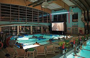 Kino na basenie w Aninie! Jesienią wróci?