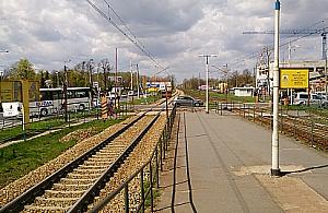 Czerwiec w Wawrze: pociągi wahadłowe i tydzień bez przejazdu