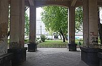 Mirów: życie w trójkącie heroinowym