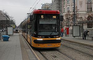 Tramwaje kursują częściej, 17-stka za Wisłą