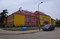 Szkoła przy Thommeego jak fabryka? Nauka na trzy zmiany?