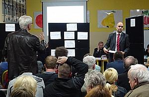 "Zaraz go strzelę w pysk". Awantura o progi na Zaciszu