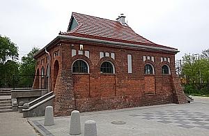 W przedwojennym szalecie będzie kawiarnia