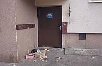 Trudna sztuka wyrzucania śmieci