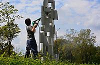 Wielkie czyszczenie rzeźb na Kasprzaka