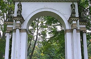 Łuk triumfalny przy Radzymińskiej?