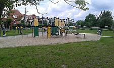 Nadszedł czas truskawek. Przerośnięta dla najmłodszych