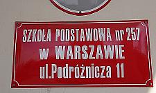 Rodzice: dość tego przedszkola w podstawówce na Podróżniczej