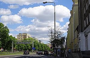 Na ulicach jest ciemno, bo... latarnie są brudne