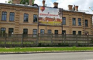 Osiedle i centrum dla młodzieży rosną przy Strużańskiej