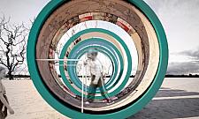 "Maszyna czasu" stanie przed muzeum