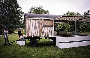 Kulturalny barakowóz w Parku Picassa