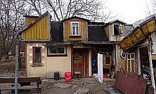 Życie w gołębniku. "Na pół litra chleba zarobię"