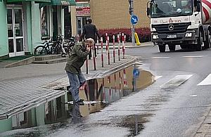 Na Patriotów jak zwykle jeziorko