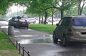 Bródno chce parkingów! Sprawa zaniedbana od lat