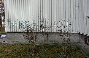 Możemy skończyć z nienawiścią na murach