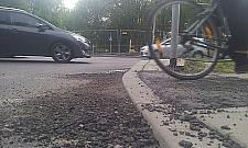 Ile to jest centymetr? Rowerzystów ogarnia rozpacz