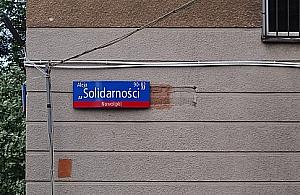 Pamiętacie tabliczki "Al. Gen. Karola Świerczewskiego"?