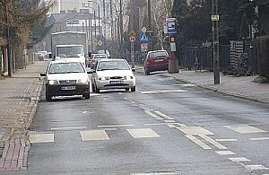 Sprawa progów zawieszona, ma być więcej policji i mniej ciężarówek