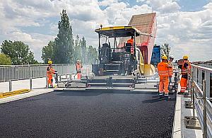 Wiadukt "spływa" do Połczyńskiej