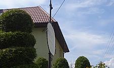 Pastorały dostały nóg? Przedwojenne latarnie ozdabiają prywatne działki