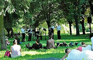 Koncerty w parku Moczydło i teatrzyki w plenerze