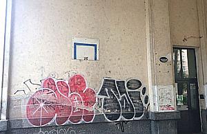 Zaczynamy walkę z bazgrołami na murach