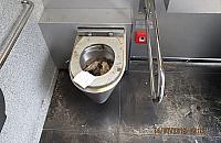 Toaleta w parku Wiecha zniszczona trzeci raz w tym tygodniu