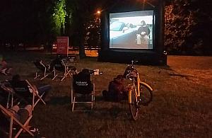 Nie bądź Mamoniem, idź na polskie filmy! Za darmo