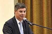 Robert Wr�bel nowym starost�. Grabiec wiceministrem administracji