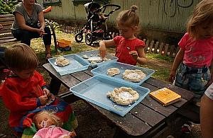Twój maluch się nudzi w wakacje? Klub mam problem rozwiąże