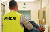 Z�apali pedofila dzi�ki czujno�ci s�siadki