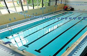 Ruszają zapisy na basen. Tym razem przez internet