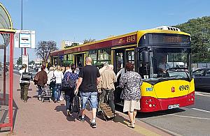 Tłok w autobusach. Czemu ZTM zabrał przegubowce?