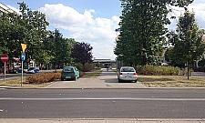 Parkingi-chwilówki przy stacjach metra - dobry pomysł?