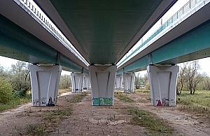 Absurdalny napad nad Wisłą. Napastnik sam wezwał policję