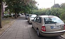 Co ważniejsze dla Bródna: parkingi czy książki?