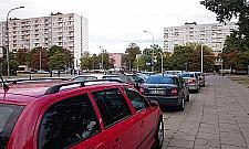 Co ważniejsze dla Bródna: parkingi czy książki?