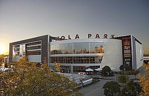 Otwierają Wola Park po remoncie. Ponad 200 sklepów i punktów usług