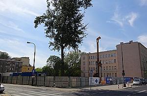 Blok w miejscu przedwojennego szpitala