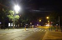 Wreszcie widno na przejściach dla pieszych. Niektórych