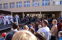 Rodzinny piknik w szkole na Poraj�w