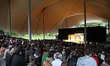 Kochamy potańcówki i kabarety. Takich imprez na Woli chcemy?