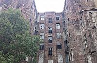 Kamienica ze słynnym muralem idzie na sprzedaż