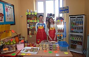 Szkolne sklepiki mocno ucierpiały. Dzieci również?